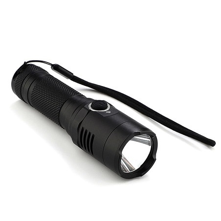 XTAR LED-Taschenlampe "TC18", USB Magnet