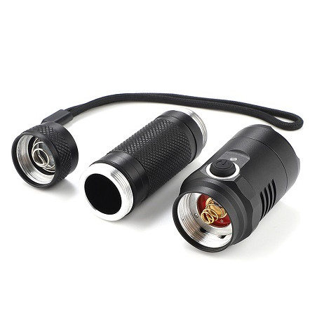 XTAR LED-Taschenlampe "TC18", USB Magnet